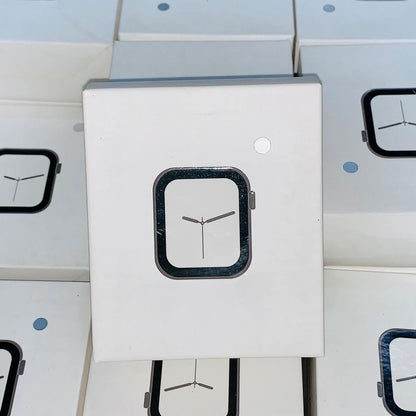 Smart Watch With Stylish Display